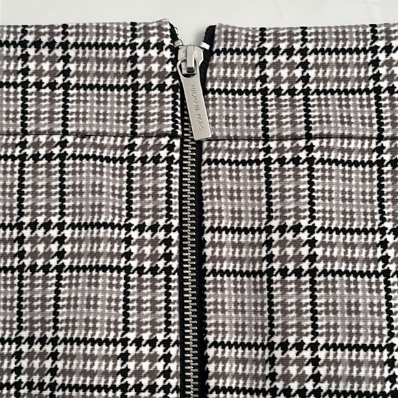 MICHAEL Michael Kors multicolor gray white black plaid stretch pencil skirt - Picture 11 of 12
